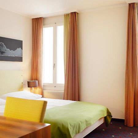 Seehotel Gotthard Weggis Quarto foto