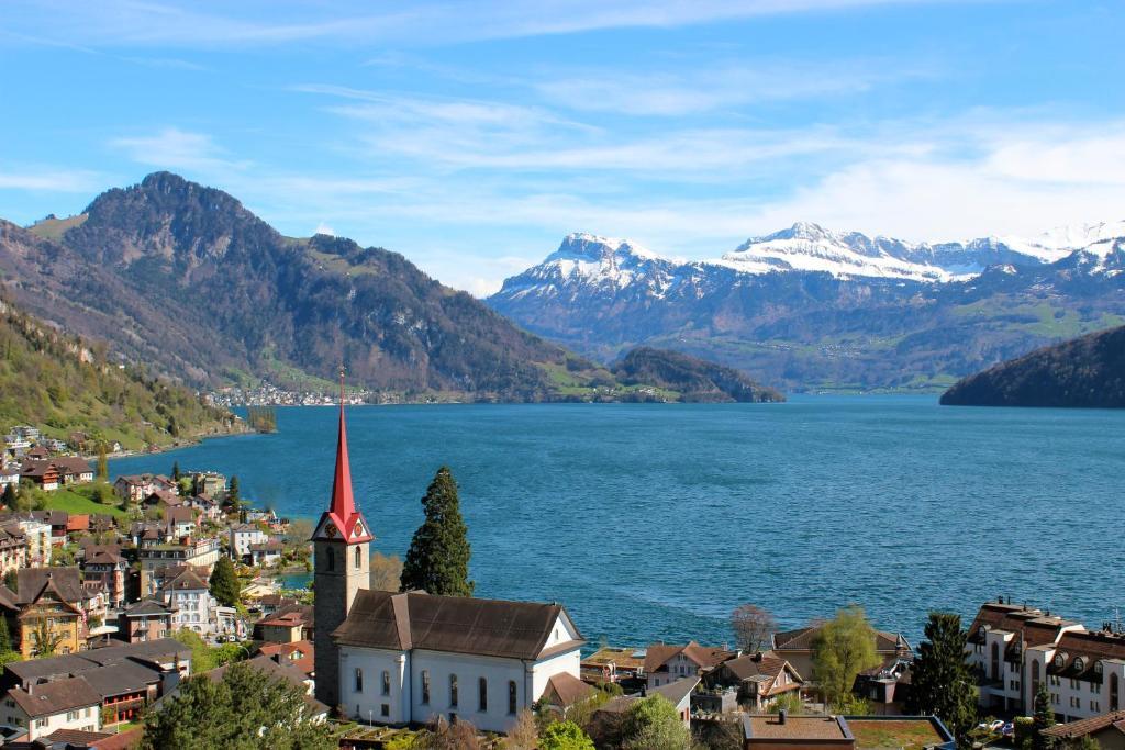 Seehotel Gotthard Weggis Exterior foto